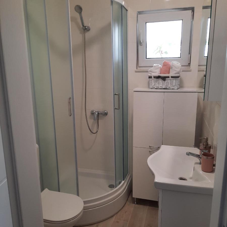 Studio Apartman Mare Trogir Exteriér fotografie